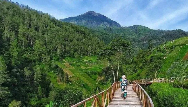 Abis Jalan-Jalan Langsung Makan! 7 Rekomendasi Kuliner Dekat Wisata Tawangmangu!