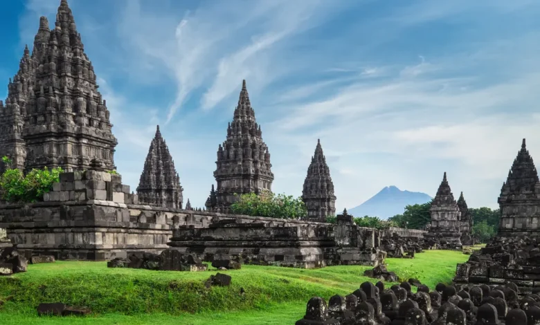 Bukan Hanya Prambanan: Rahasia Situs Sejarah Tersembunyi di Klaten yang Bikin Merinding!