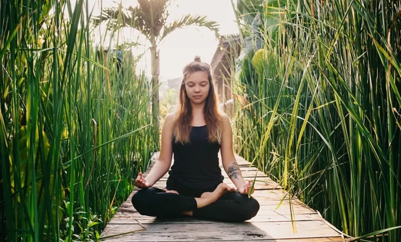 Bukan Sekadar Ziarah! Temukan Kedamaian Hakiki di 5 Tempat Meditasi Spiritual Tersembunyi Karanganyar Ini