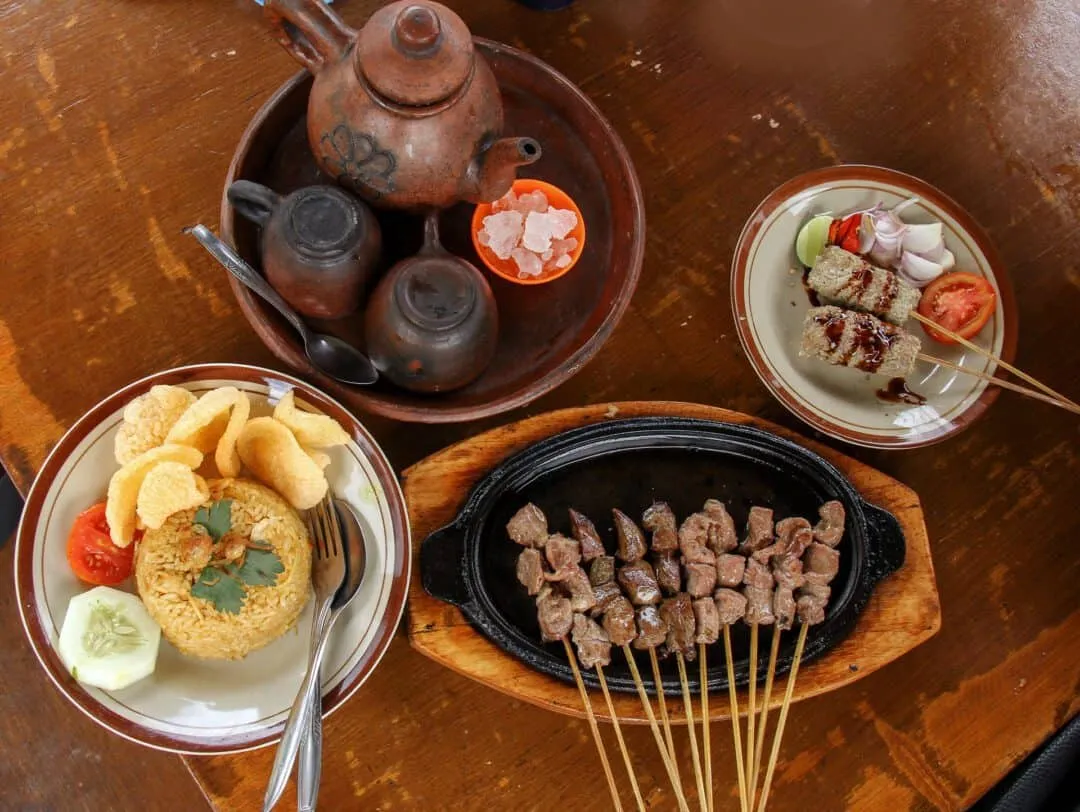 Malam Indah di Tawangmangu: 6 Tempat Makan Romantis dan Asyik untuk Dinner!