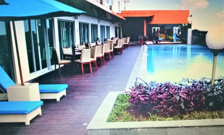 Nggak Bikin Kantong Bolong! Hotel Murah di Solo Dekat Stasiun Balapan & Wisata Kota (Anti Nyasar!)