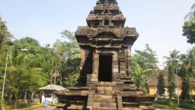 Petualangan Menjelajah Candi Kuno: Belajar Sejarah Sambil Hiking di Destinasi Edukasi Paling Eksotis di Soloraya!
