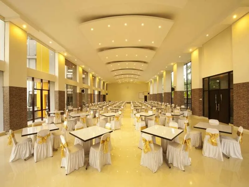 Staycation Anti Bosan! Penginapan Bebas Tawangmangu dengan Dapur Pribadi & Kolam Renang Eksklusif