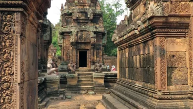 Terkuak! Rahasia Kuno Candi Sukuh: Destinasi Spiritual Paling Instagramable di Karanganyar?