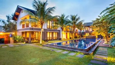 Dekat Wisata Hits! 6 Penginapan di Tawangmangu Paling Strategis Dekat Air Terjun Grojogan Sewu, Hemat Waktu Jelajah!