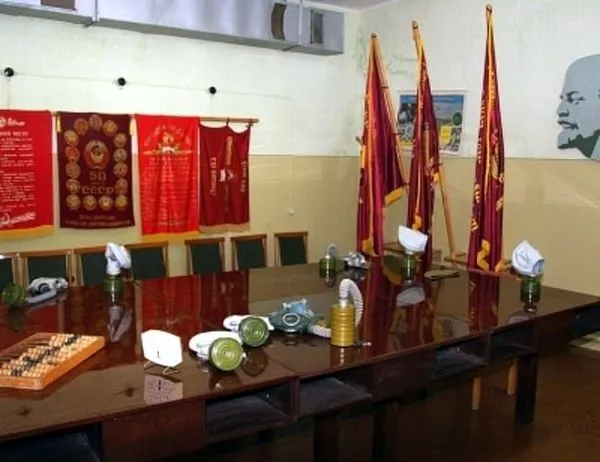 Jejak Para Pahlawan: Dari Medan Perang hingga Bunker Rahasia di Soloraya!