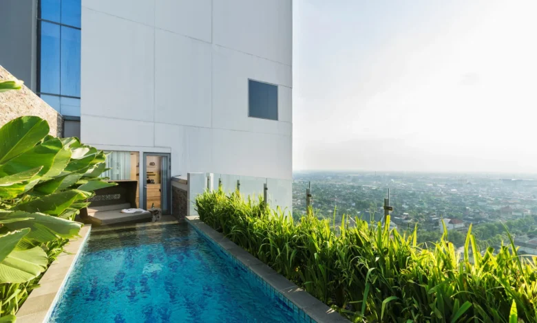 Jelajahi Kuliner Solo Tanpa Boros! Menginap di Hotel Murah Terdekat dari Pusat Jajanan Legendaris