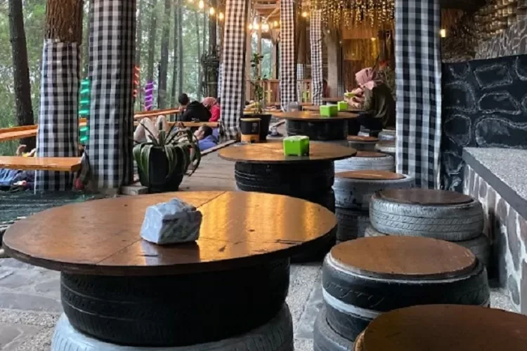 Jangan Sampai Ketinggalan Sarapan! 5 Tempat Makan Viral di Wonogiri yang Cocok Buat Ngisi Perut Pagi Biar Semangat!