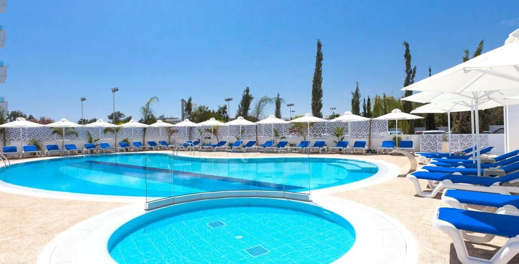 Terungkap! Hotel Syariah 'Hidden Gem' di Solo yang Belum Banyak Orang Tahu (Rating Tinggi!)