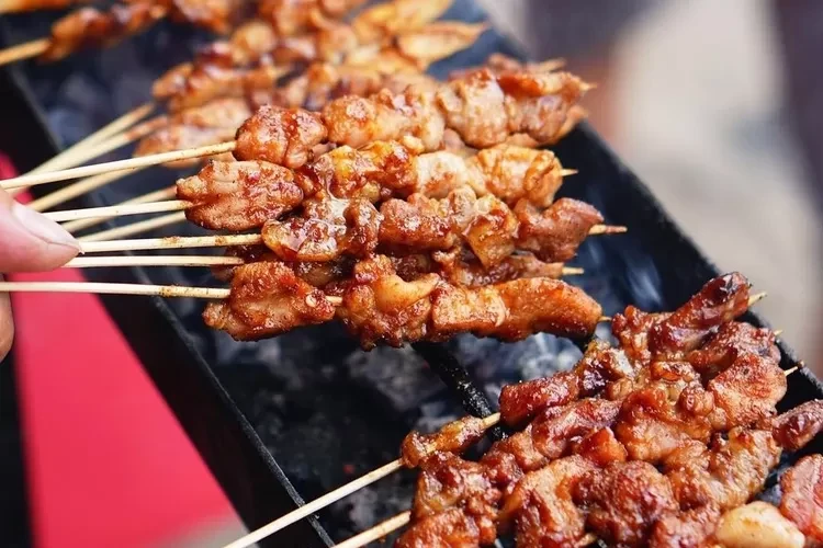 Dompet Aman, Perut Kenyang! 5 Cafe Murah Meriah di Tawangmangu yang Wajib Kamu Coba!