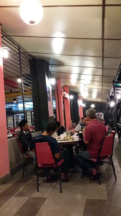 Restoran Dekat Wisata Kamuning