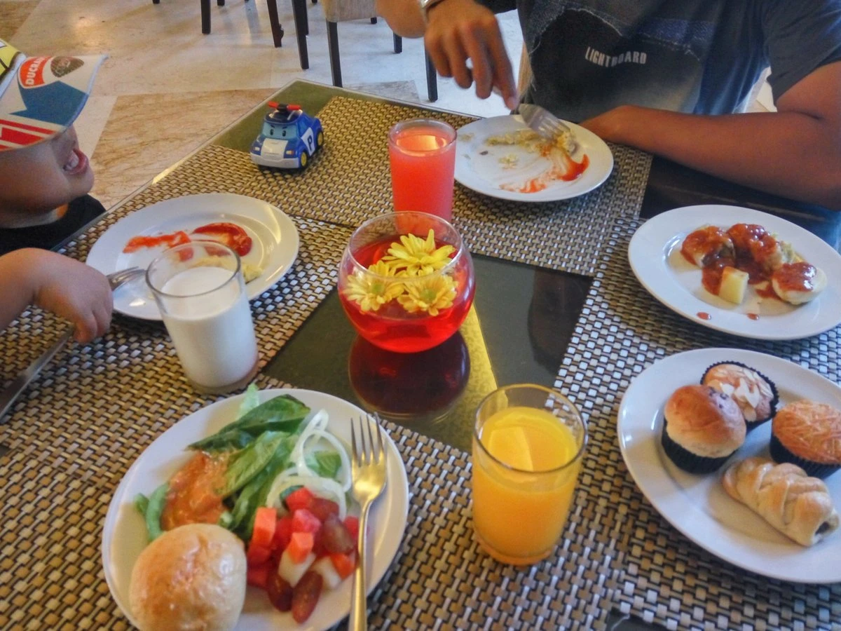 Staycation Berpahala: Ide Kegiatan Islami Seru di Hotel Syariah Solo yang Bikin Hati Adem!