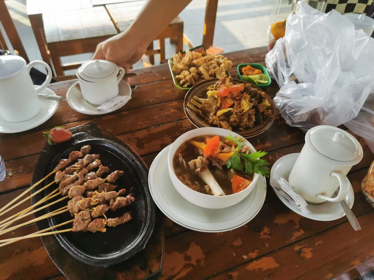 Warung Sate Terkenal di Tawangmangu
